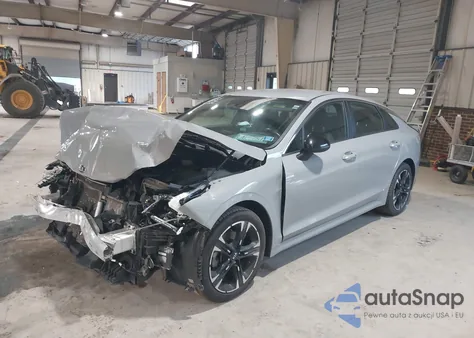 2021 Kia K5 Gt-Line z USA, uszkodzony, nr VIN 5XXG64J22MG062153